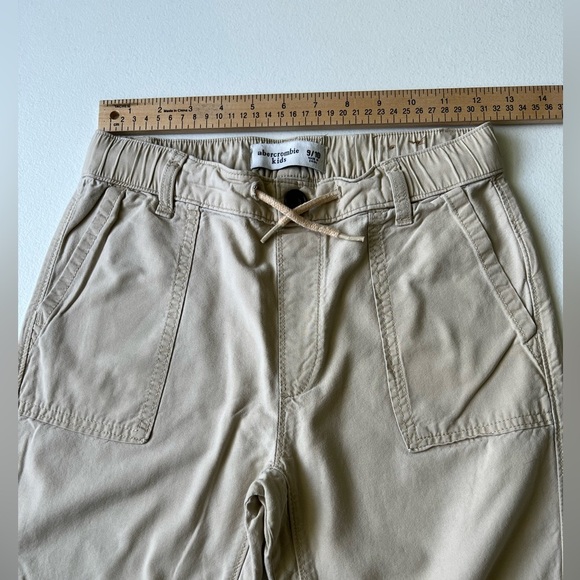 Abercrombie boys' beige jogger pants, size 9-10 - Picture 5 of 7